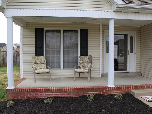 3rd image of 759 Buckeye Ct