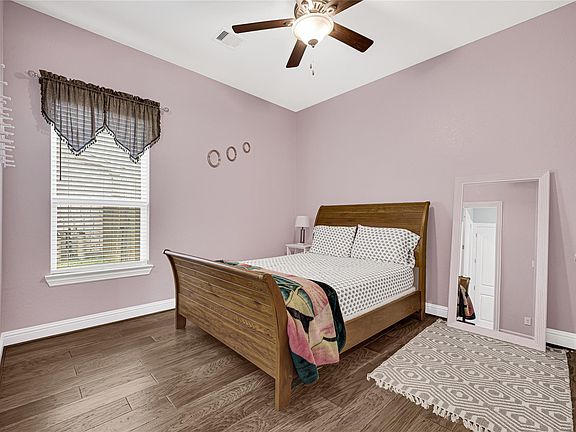 2nd image of 4612 Fisher Dr