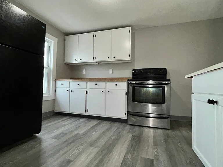 272 Manchester St #3-B — Photo 4