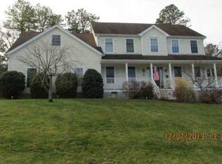 45 Fairview Dr, South Kingstown, RI 02892
