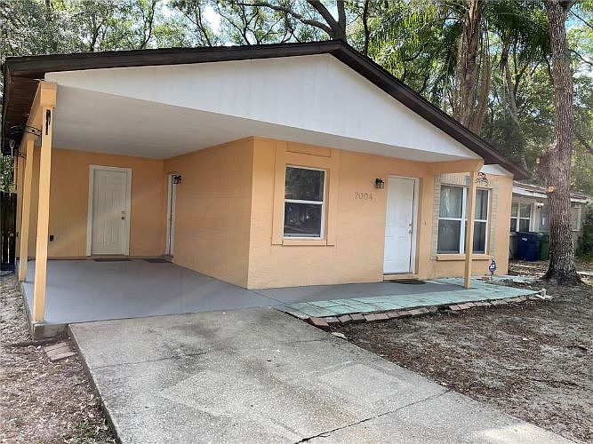 1st image of 7004 N Lakeshore Dr