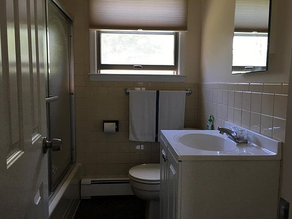 2nd image of 125 Jericho Tpke Floor 2