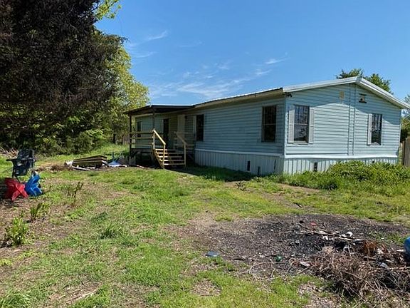 3rd image of 106 Kim Johnson Ln