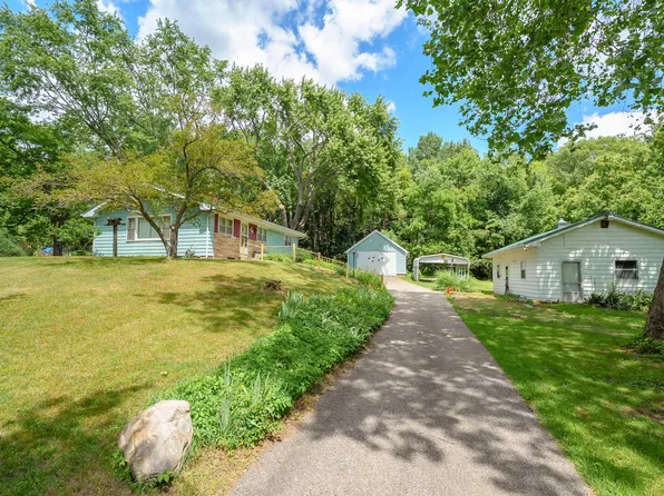 4445 Sassafrass Ln, Battle Creek, MI 49017