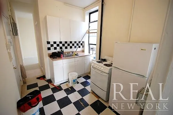 Rented by REAL New York | media 18