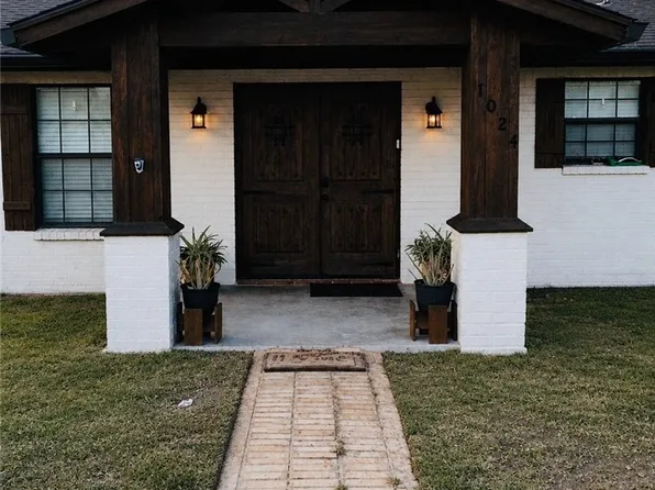 1024 Fm 1145, Kenedy, TX 78119