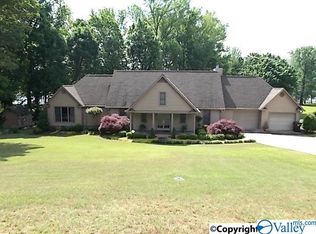 180 County Road 186, Scottsboro, AL 35769