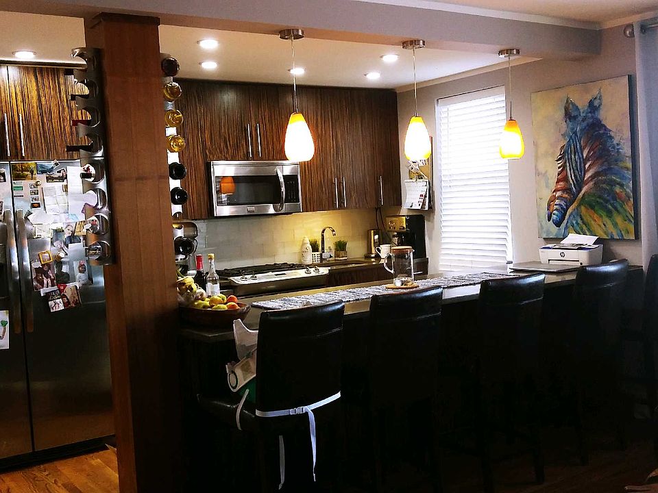1st image of 52-15 65th Pl APT 6C