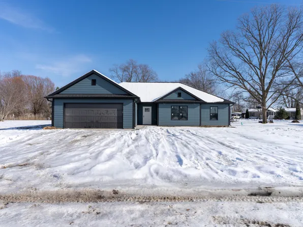 1040 Private Rd, Moberly, MO 65270