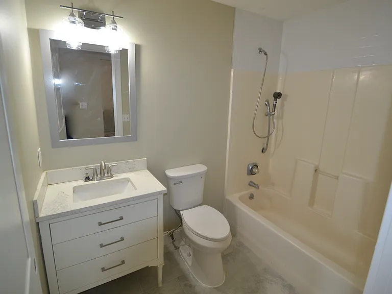312 Roundhouse Rd #312 — Photo 9
