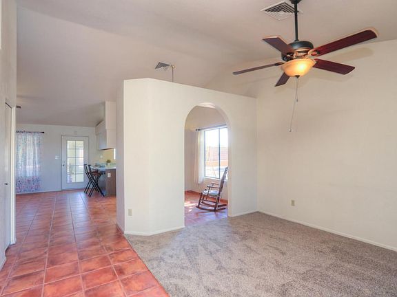 2nd image of 35 N Shasta Cir