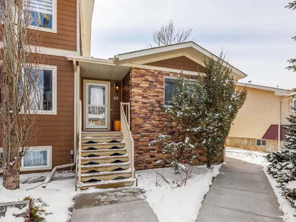 323 N 4th Ave #111, Strathmore, AB T1P 1B5