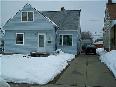 2nd image of 5169 E 115th St