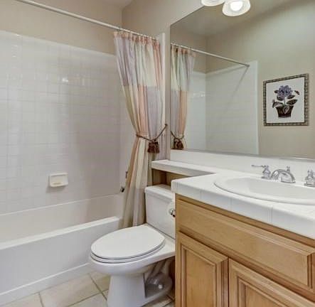 5th image of 465 Golden West Dr