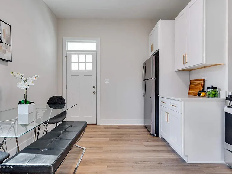 1122 Sherman Ave #2 — Photo 7