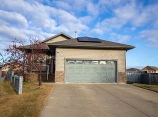12817 S 88a St, Grande Prairie, AB T8X1T6