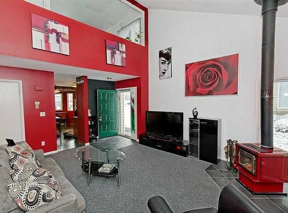 3rd image of 27 Green Meadow Dr