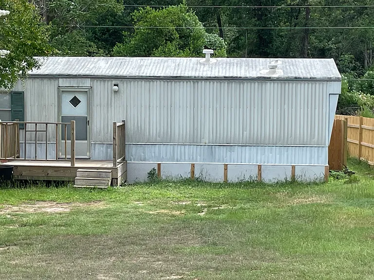 1351 Lone Oak Rd #1 — Photo 11