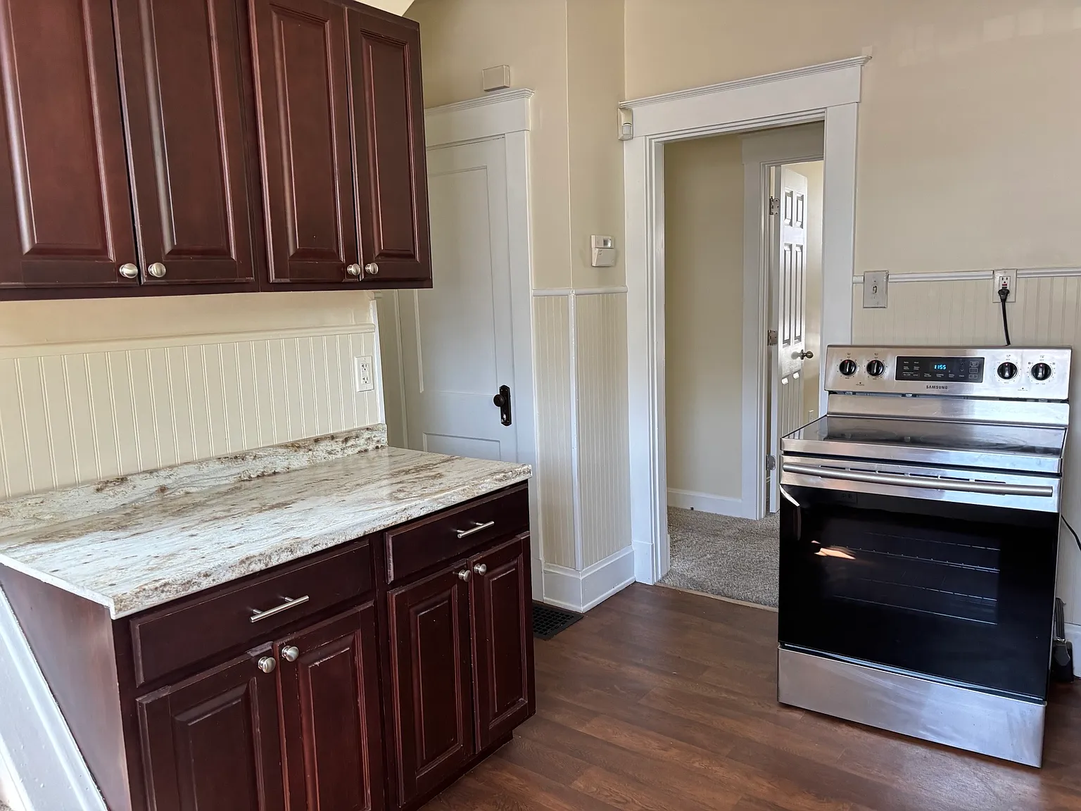 4 bed, 1.5 bath, 1440 sqft, $3,200 — Photo 3