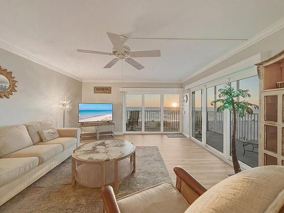 3rd image of 633 Alhambra Rd APT 301