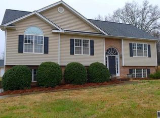 3529 6th Ave NE, Conover, NC 28613