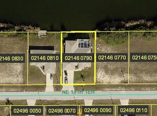 315 NE 19th Ter, Cape Coral, FL 33909
