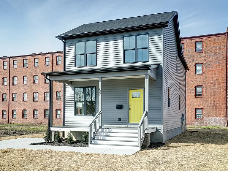 901 Commerce St #1 — Photo 4