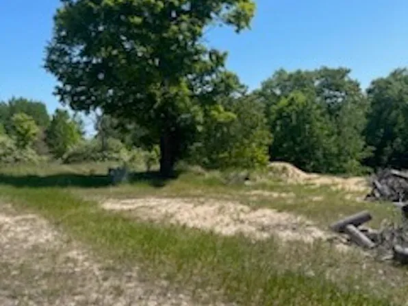 S Lou Len Rd, Traverse City, MI 49684