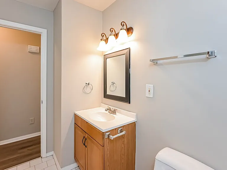 3592 Riverchase Dr — Photo 11