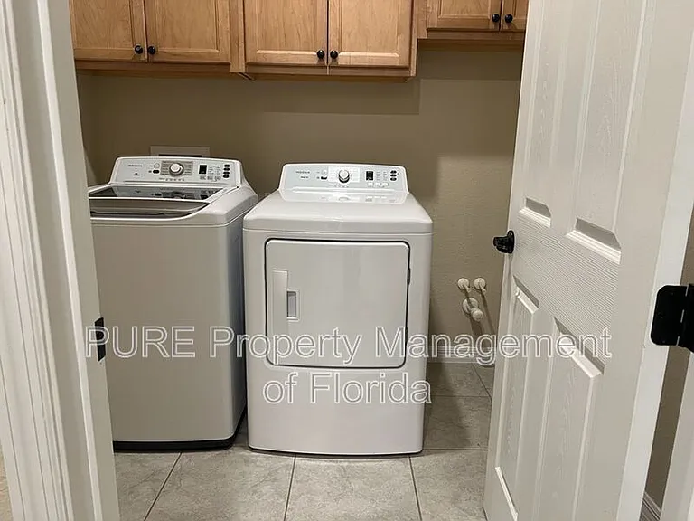 10376 SW 99th St — Photo 60
