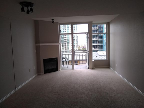 4th image of 1240 India St Unit 711