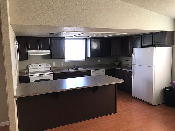 5th image of 3000 Winterhaven Dr Unit A