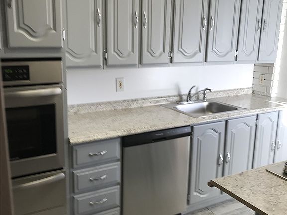 3rd image of 3221 Wallford Dr #3221