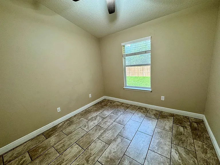 6074 Serene Pl — Photo 10