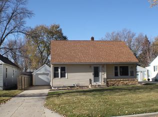 1405 12th Ave NE, Rochester, MN 55906