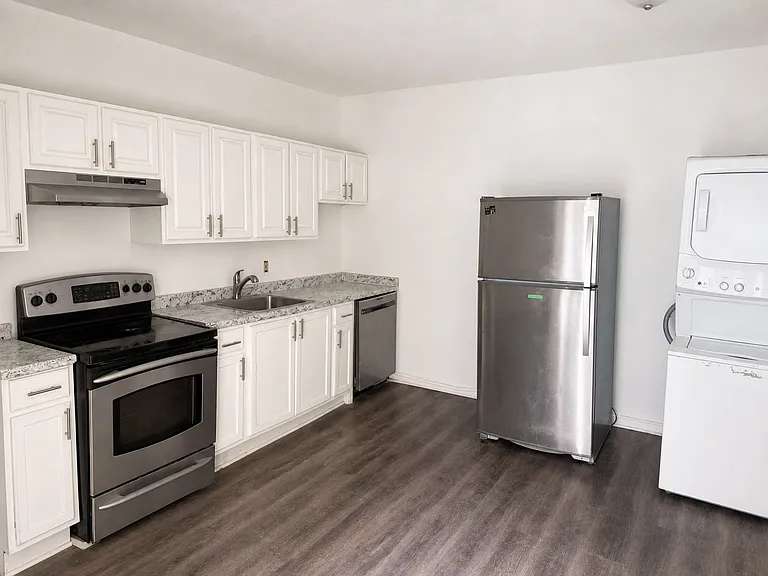 7314 Ogontz Ave #1B — Photo 1