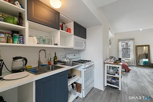 957 State St #1-A Photo 1