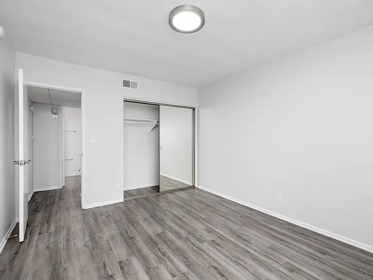 7244 Hillside Ave — Photo 13