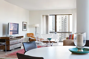 Sold by Luxus Manhattan Realty
