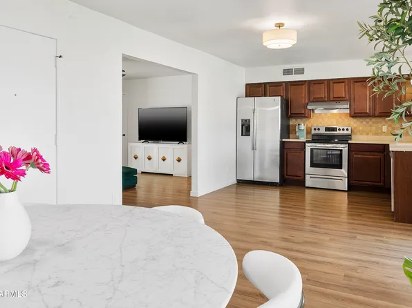 2322 E JUANITA Avenue, Mesa, AZ 85204