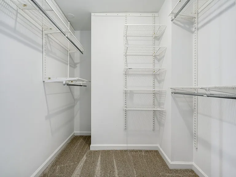 1030 N State St #40E — Photo 10