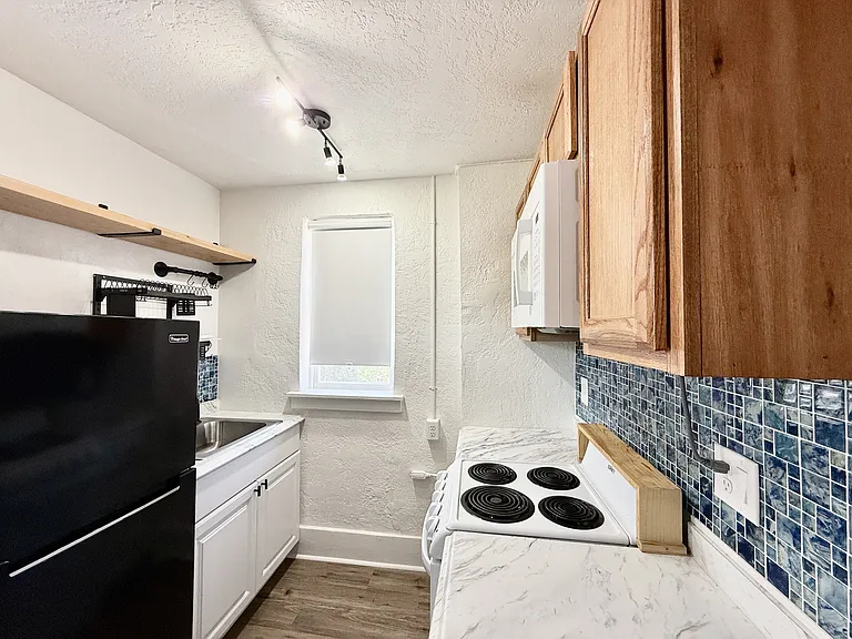 2535 Adams Ave #4 — Photo 15