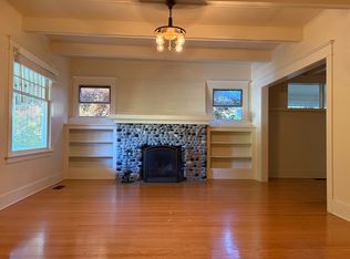5407 Fauntleroy Way SW, Seattle, WA 98136