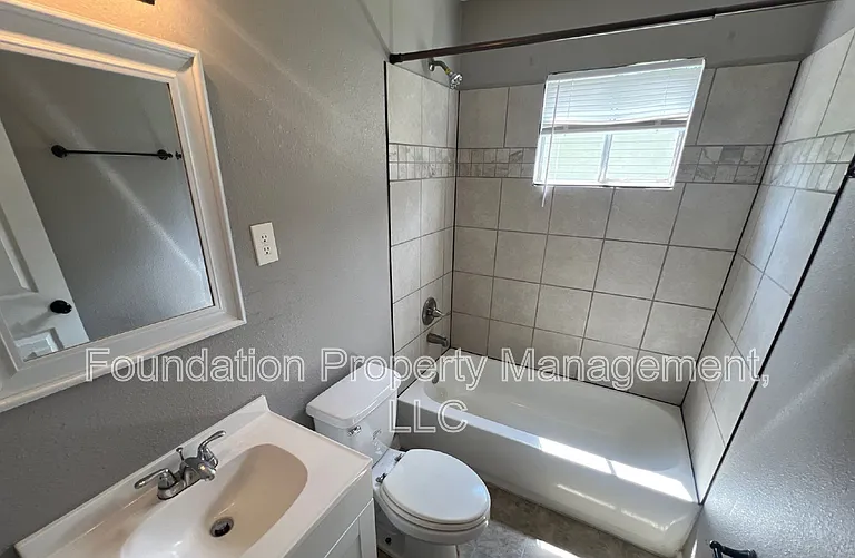 872 Western Park Dr — Photo 9