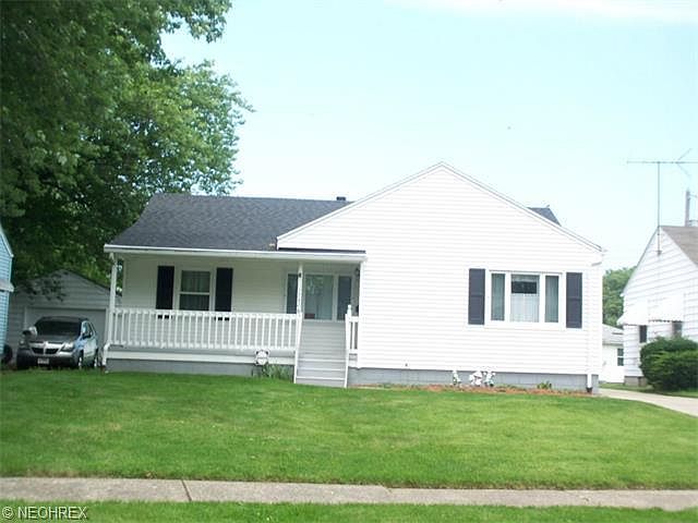 1st image of 1742 W 12th St