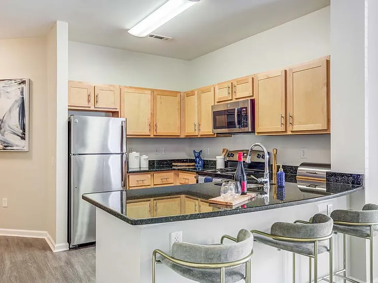 Regency Place — Photo 1