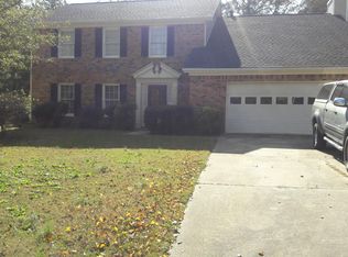 1970 Meadowchase Ct, Snellville, GA 30078