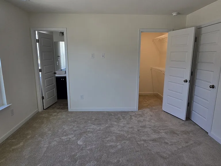 220 Greenpark Rd — Photo 19