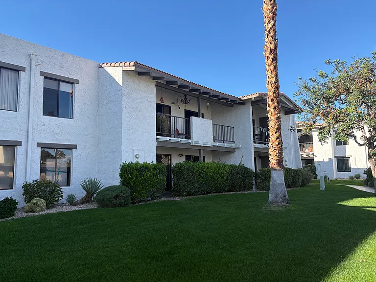 1050 E Ramon Rd #0 — Photo 18