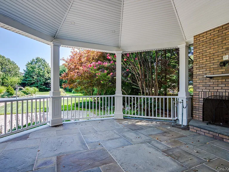 12 Glenridge Ln — Photo 35